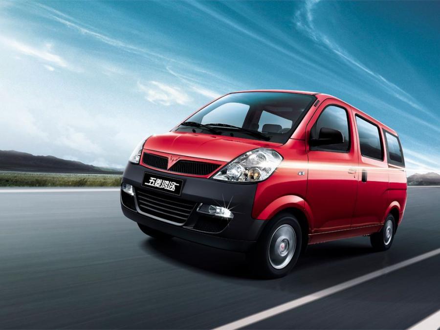 WuLing HongTu 2009 года  (фото 1 из 6)
